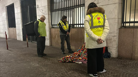 Assistenza su strada per distribuzione pasti, ascolto e supporto (Terme di Caracalla)